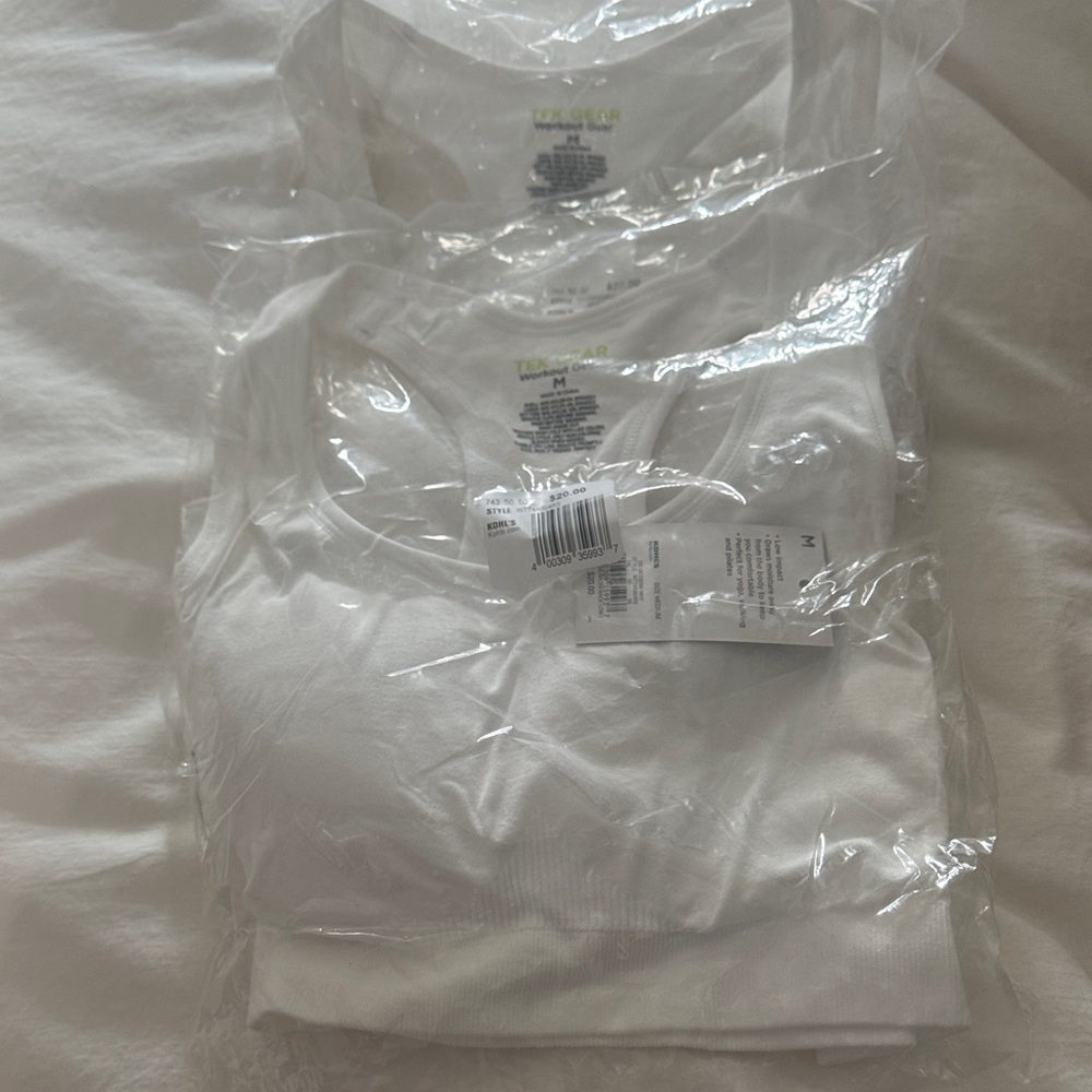 White sports bra tek gear